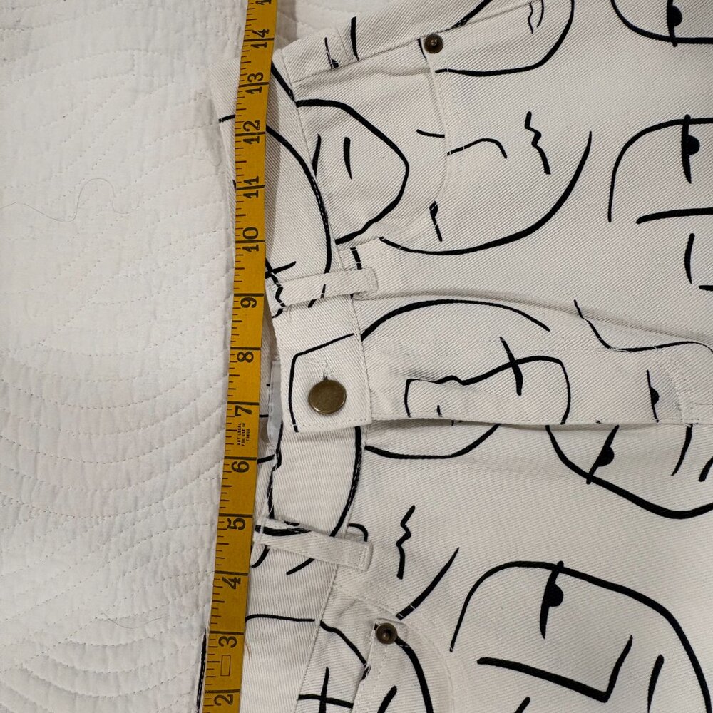 Shekou "Little Things" white denim jeans with a black abstract face print - Picture 9 of 9